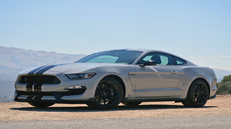 Ford Mustang Shelby GT350 owners sue company over 'track-ready' claim